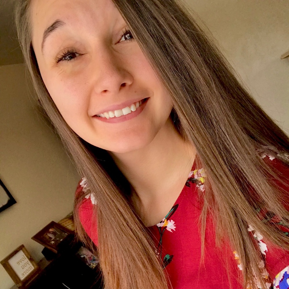 Meet your Posher, Kiana